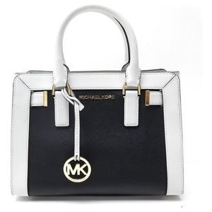 Michael Kors Dillon Handbag/Crossbody Bag